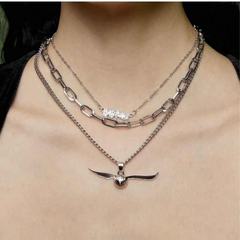 Collar Dorado de Snitch: Magia en tu Cuello