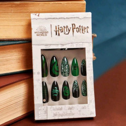 Dale Vida a Tus Uñas con Slytherin