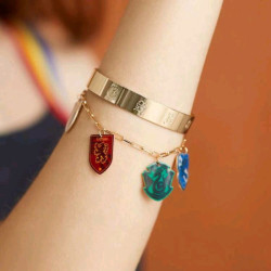 Magia en tu Muñeca: Brazaletes de Hogwarts