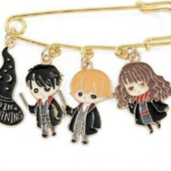 Accesorio de Harry Potter: Broche con Insignias