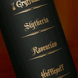 Hidratación con Estilo: Botella de Hogwarts