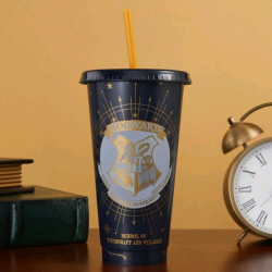 Disfruta tu Bebida con el Vaso Hogwarts