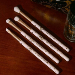 Brochas de Maquillaje para Fans de Hogwarts