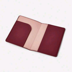 Porta Pasaporte Escudo Gryffindor - Accesorio Mágico para Viajeros de Harry Potter