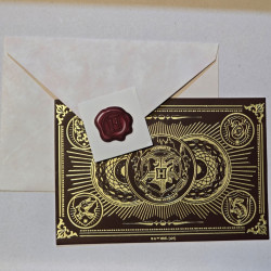 Tarjeta de Felicitaciones Escudo Hogwarts - Diseño Temático Harry Potter para Regalos Especiales