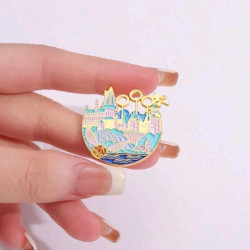 Pin Hogwarts Quidditch | Accesorio Oficial Harry Potter
