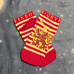 Calcetines Casa Gryffindor: ¡Exprésate con Estilo!