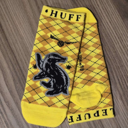 Calcetines Hufflepuff: ¡Comodidad y Estilo!
