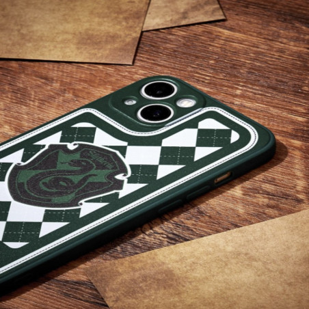 Estilo y Protección: Funda Casa Slytherin